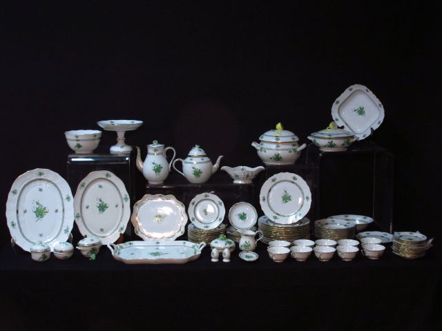 HEREND CHINESE BOUQUET (GREEN) DINNERWARE - 86 PCS (1 of 10)