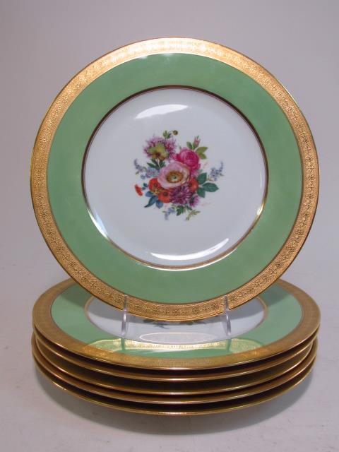 SIX SCHUMANN BAVARIAN PORCELAIN SERVICE PLATES (1 of 7)
