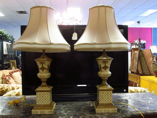 PAIR FAUX FINISHED CHINOISERIE STYLE TABLE LAMPS (1 of 5)