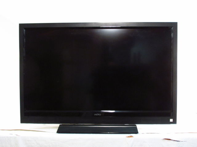 VIZIO VO420E 42-INCH LCD HDTV (1 of 6)