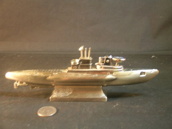 FIGURAL LIGHTER SUBMARINE WHITE METAL