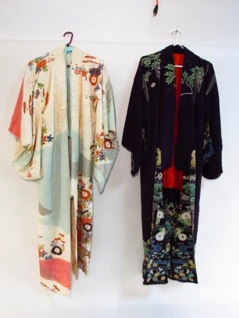 TWO VINTAGE TRADITIONAL JAPANESE KIMONOS (1 of 10)