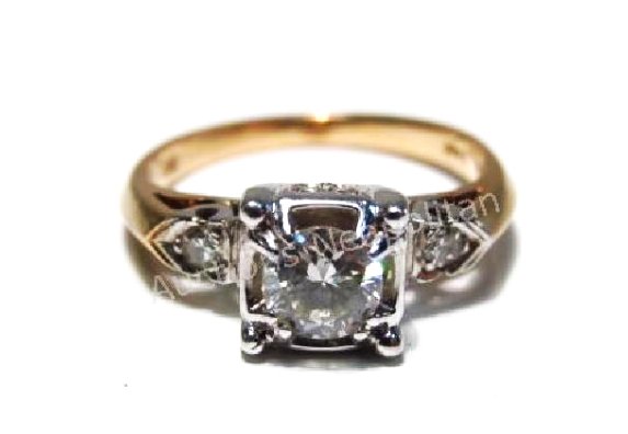 VINTAGE HARRY WINSTON 1/3c DIAMOND ENGAGEMENT RING (1 of 4)