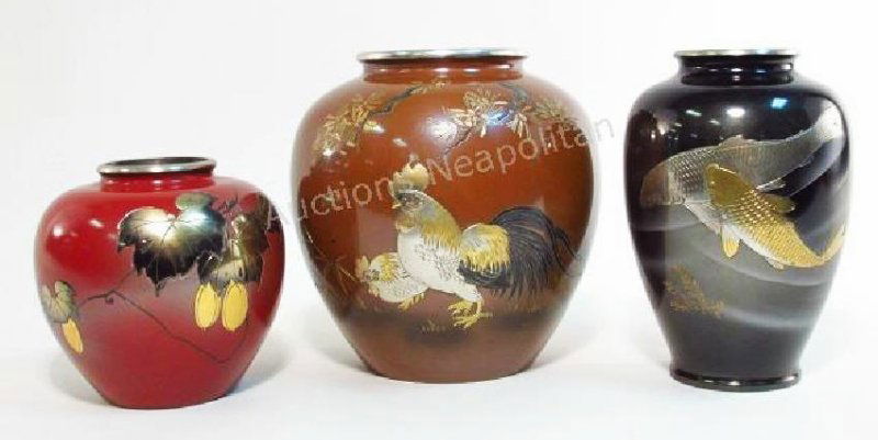 THREE JAPANESE MIXED METAL VASES (1 of 9)