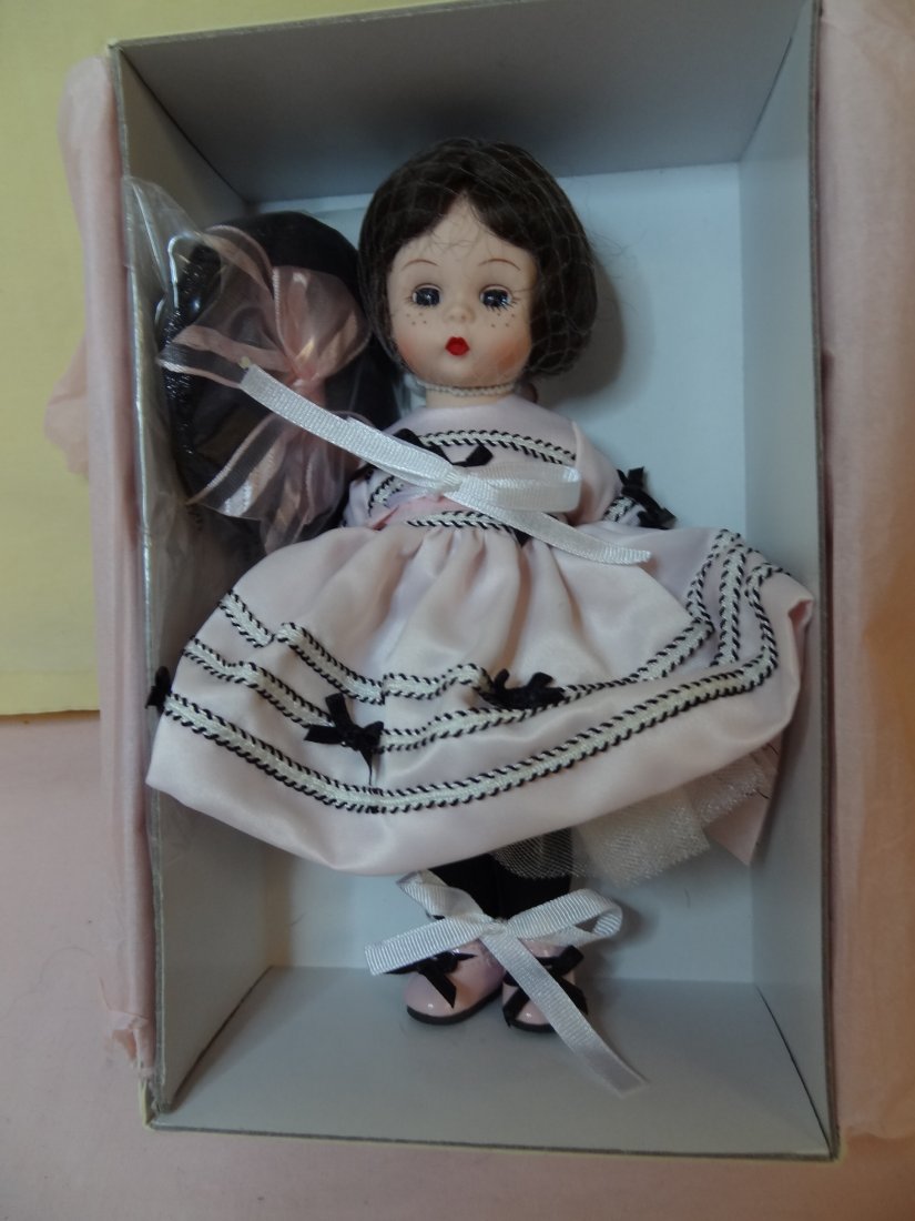 8'' MADAME ALEXANDER DOLL ''PARTY DRESS WENDY'', B: 8'' MADAME ALEXANDER DOLL ''PARTY DRESS WENDY'', BROWN HAIR, BLUE SLEEPY EYES, SUPER CUTE PINK DRESS WITH WHITE TRIM AND BLACK BOWS, NEW IN BOX WITH HAT