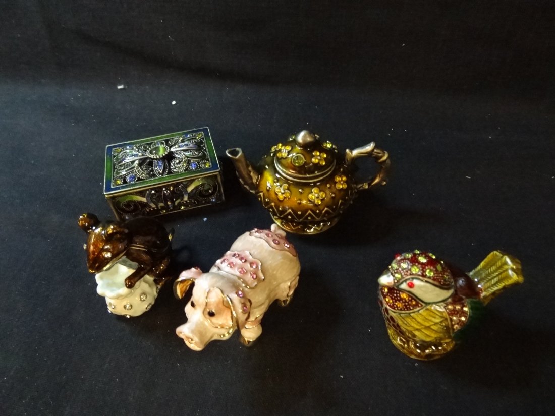 COLLECTION OF FIVE ENAMEL AND RHINESTONE TRINKET BOXES,: COLLECTION OF FIVE ENAMEL AND RHINESTONE TRINKET BOXES, BIRD, MOUSE, RECTANGULAR BOX, PINK PIG AND TEAPOT. EXCELLENT CONDITION.