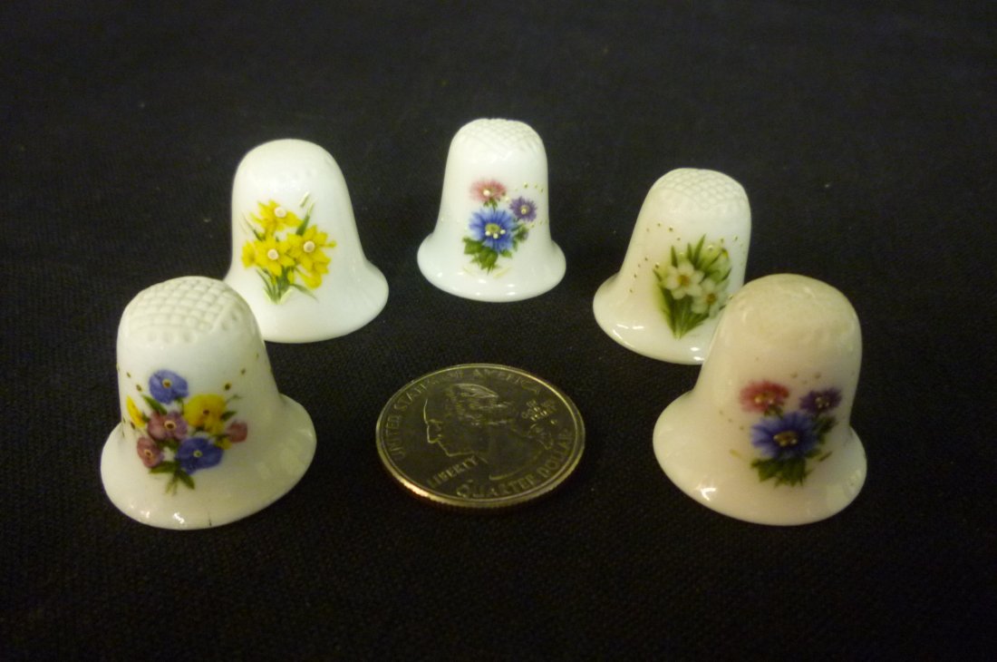 FIVE COLLECTIBLE THIMBLES WITH MONTHS OF THE YEAR. - 2