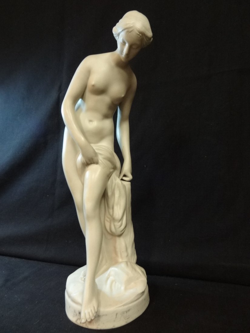 GERMAN ROYAL DUX STATUE NUDE WOMAN, SIGNED AND NUMBERED: GERMAN ROYAL DUX STATUE NUDE WOMAN, SIGNED AND NUMBERED DUX DEUTESHLAND P200/I, 16'' TALL.