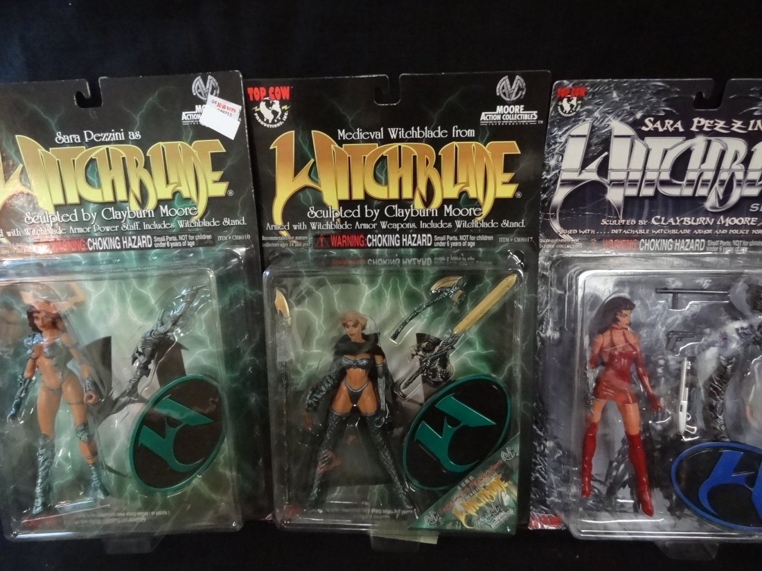 WITCHBLADE 5'' ACTION FIGURES (3): ONE MEDIEVAL WITCH: TWITCHBLADE 5'' ACTION FIGURES (3): ONE MEDIEVAL WITCHBLADE AND TWO SARA PEZZINI AS WITCHBLADE. TOP COW, 1998, AGES 6+