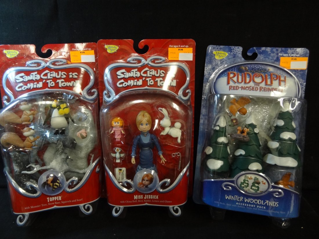THREE MEMORY LANE TOYS: TOPPER WITH MONSTER TREE, SNOW : THREE MEMORY LANE TOYS: TOPPER WITH MONSTER TREE, SNOW BASE, SQUIRRELS AND SCARF; WINTER WOODLANDS ACCESSORY PACK WITH BIRDS, NEST WITH BABIES, TREES AND SNOWSCAPE DISPLAY BASE; MISS JESSICA WITH CHIN