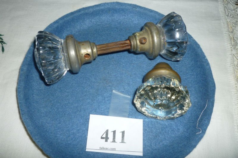 CRYSTAL HANDLE DOOR NOB WITH EXTRA HANDLE: CRYSTAL HANDLE DOOR NOB WITH EXTRA HANDLE