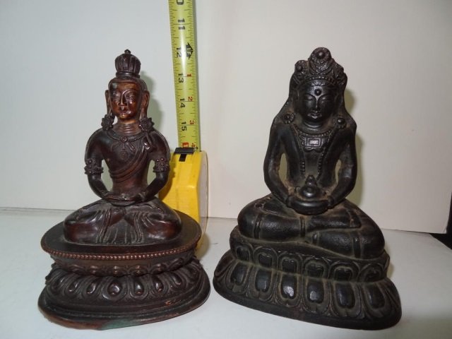 METAL FIGURES: MIDDLE EASTERN STYLE, ONE IS FINISHED IN: FINISHED IN BLACK AND ONE IS BROWN, cast metal of some type. No apparent damage. See new pictures with mark on bottom