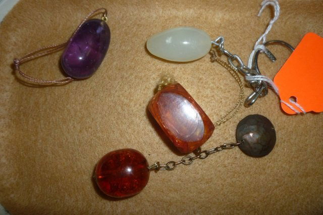 AMBER BEADS AND 2 OTHER STONE BEADS. ONE ON A KEYCHAIN: 2 OTHER STONE BEADS. ONE ON A KEYCHAIN