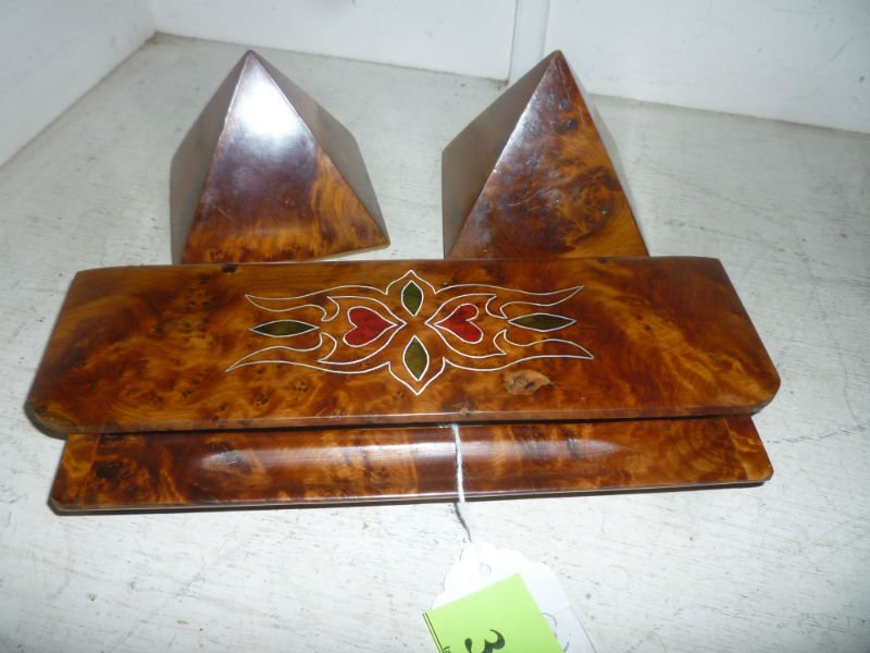 DECORATIVE WOOD ITEMS: PAPER WEIGHTS AND PEN: HOLDER/BOX. HAND MADE IN MOROCCO