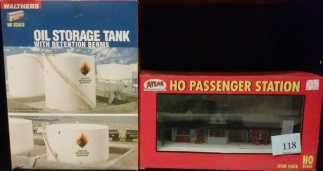 WALTHERS HO STATION & OIL TANK WALTHER HO SCALE TRAIN A: WALTHER HO SCALE TRAIN ACCESSORIES: HO PASSENGER STATION ITEM# 606 HO WIDE OIL STORAGE TANK 933-3167