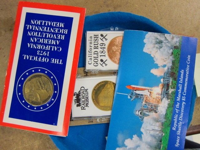 COMMEMORATIVE COINS MARSHALL ISLANDS $5.SPACE SHUTTLE: MARSHALL ISLANDS $5.SPACE SHUTTLE COMMEMRATIVE COIN, 1973 CALIFORNIA REVOLUTION MEDALLION, RAILROAD MUSEUM, 2-1849 GOLD RUSH