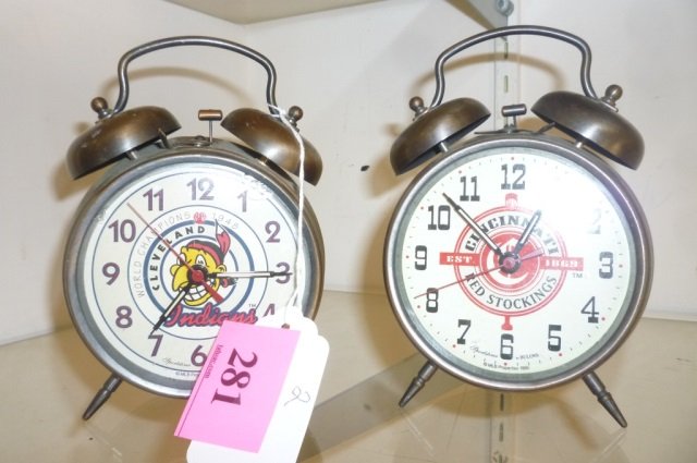 2 ALARM CLOCKS WITH SPORTS MOTIF 2 ALARM CLOSCK WITH: 2 ALARM CLOSCK WITH SPORTS MOTIF. INDIANS AND RED SOXS
