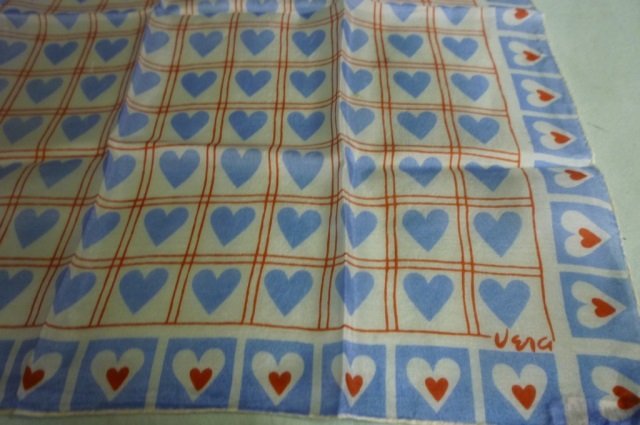 VINTAGES SCARVES, VERA BRADLEY, LILLY D'OR LOT OF: LOT OF VINTAGE SCARVES INCLUDES 1 BLUE VALENTINE BY VERA BRADLEY, 1 RED & WHITE BY LILLY' D'OR, 1 SARONG FROM HAWAII W/INSTRUCTIONS, 3 LONG NECK SCARVES AND 6 ASSORTED SCARVES, SOME SILK