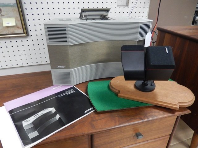 BOSE ACOUSTIC WAVE MUSIC SYSTEM THE BOSE ACOUSTIC WAVE: THE BOSE ACOUSTIC WAVE MUSIC SYSTEM INCLUDES OWNER'S MANUAL AND TWO SPEAKERS