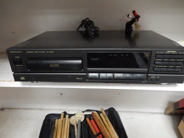 COMPACT DISC PLAYER COMPACT DISC PLAYER MADE BY: COMPACT DISC PLAYER MADE BY TECHNICS