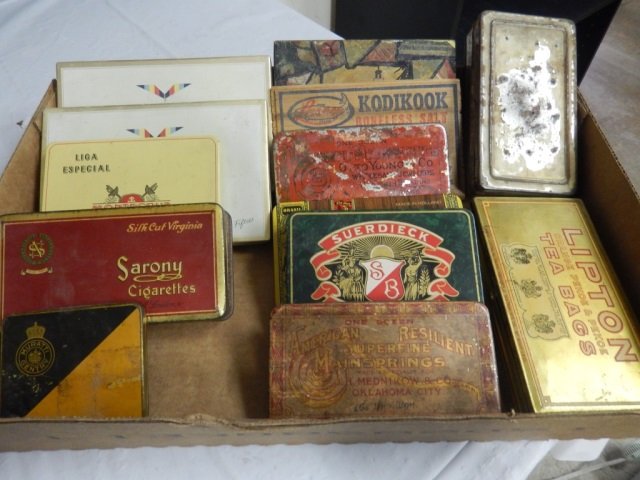 VINTAGE TINS LOT INCLUDES 13 VINTAGE TINS FOR: LOT INCLUDES 13 VINTAGE TINS FOR CIGARETTES, TEA AND MORE!