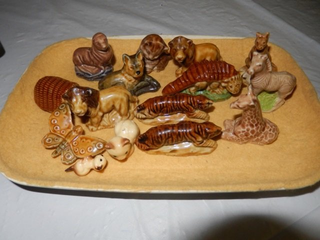 WADE PORCELAIN FIGURINES MOST MARKED "MADE IN ENGLAND": MOST MARKED "MADE IN ENGLAND"