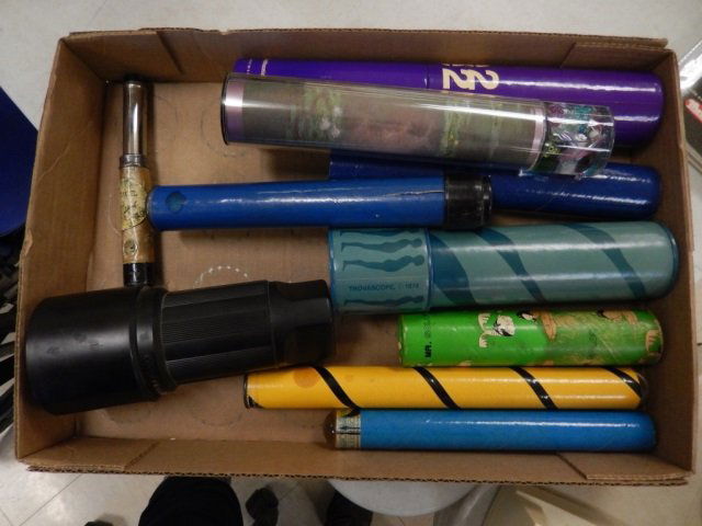 VINTAGE KALEIDOSCOPES BOX LOT INCLUDES 9: BOX LOT INCLUDES 9