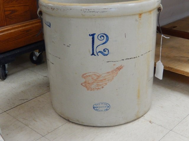 ANTIQUE RED WING LARGE WHITE POT APPROX 17" X 17": APPROX 17" X 17" DIAMETER. MARKED "RED WING, UNION STONEWARE" ON SIDE. VERY NICE LARGE POT WITH TWO HANDLES.