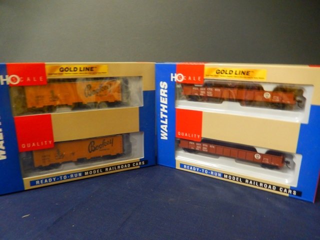 2 WALTHERS READY TO USE GOLD LINE 2-PACK. HO SCALE: NEW IN BOX LOT INCLUDES 16' USRA GONDOLA AND 40' MEAT REEFER
