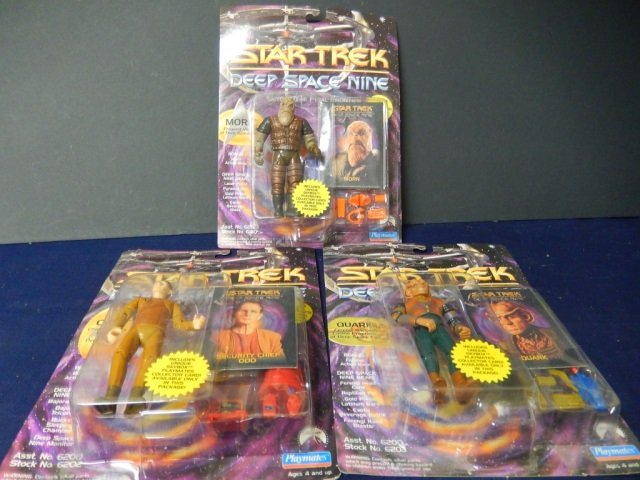3 STAR TREK "DEEP SPACE NINE" ACTION FIGURES: NEW IN BOX 5" TALL. LOT INCLUDES: SECURITY CHIEF ODO, QUARK & HIS REPTILIAN PET, AND MORN WITH LASER PISTOL AND MORE!