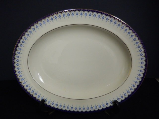 MINTON CONSORT 13'' SERVING PLATTER: STAMPED ON THE BOTTOM "MINTON CONSORT FINE BONE CHINA" APPROX 13" IN VERY GOOD CONDITON. NO CHIPS OR CRACKS