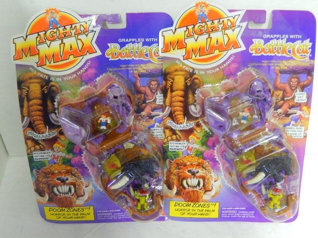 MIGHTY MAX TOY (2): GRAPPLES WITH BATTLECAT