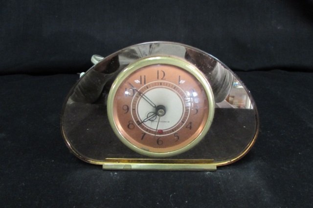 SETH THOMAS VINTAGE TABLE CLOCK: SETH THOMAS VINTAGE TABLE CLOCK