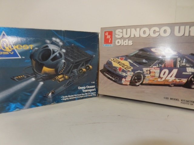 VARIOUS CAR MODEL KITS (2) ORIGINAL PACKAGING SUNOCO: ORIGINAL PACKAGING SUNOCO ULTRA OLDS MODEL KIT DEEP OCEAN TRANSPORT MODEL KIT