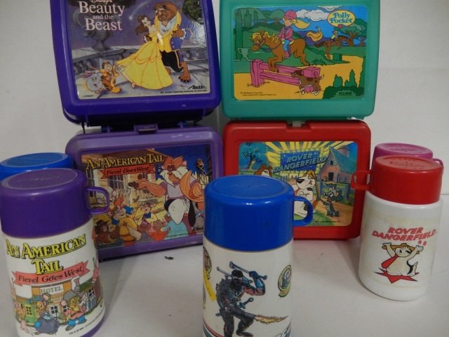 VINTAGE PLASTIC LUNCH BOXES (4) BEAUTY AND THE BEAST: BEAUTY AND THE BEAST (INCLUDES THERMOS) AN AMERICAN TAIL FIEVEL GOES WEST (INCLUDES THERMOS) ROVER DANGERFIELD (INCLUDES THERMOS) POLLY POCKET
