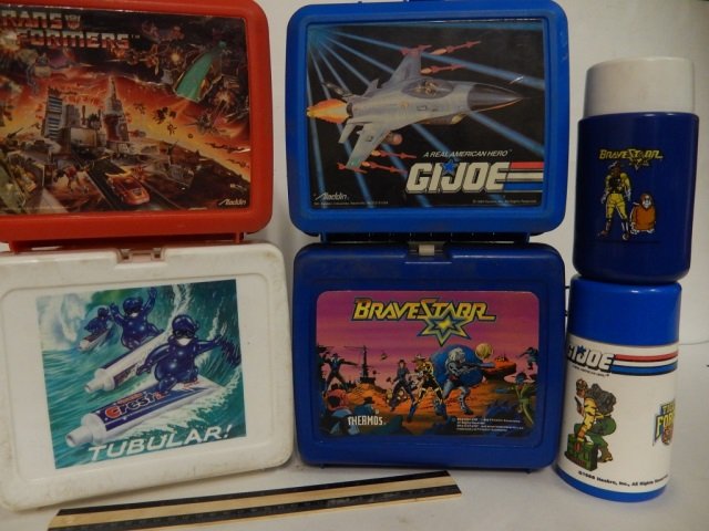 4 VINTAGE PLASTIC LUNCH BOXES BRAVESTAR (INCLUDES: BRAVESTAR (INCLUDES THERMOS) GI JOE (INCLUDES THERMOS) TRANSFORMER TUBULAR