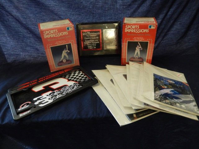 MISC. SPORT MEMORABILIA 8 1992 MEDIA GUIDES, 2 LICENCE: 8 1992 MEDIA GUIDES, 2 LICENCE PLATE COVERS, DALE EARNHARDT PLAQUE, 2 BASEBALL FIGURINES