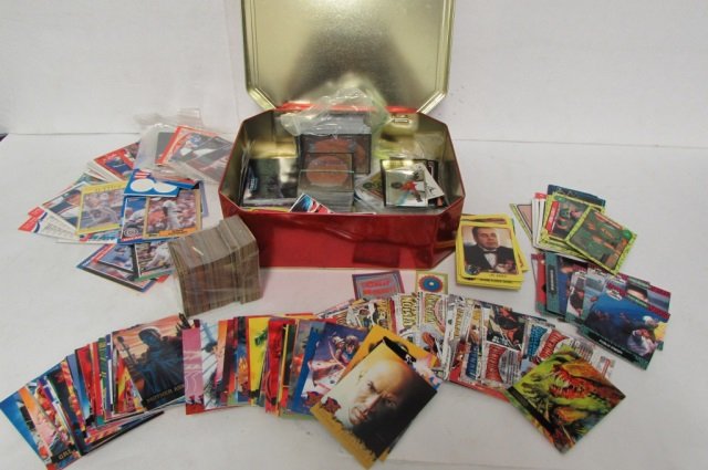 VARIOUS GAME AND SPORTS CARDS: MAGIC THE GATHERING CARDS, DICK TRACY, NINJA TURTLES AND MORE