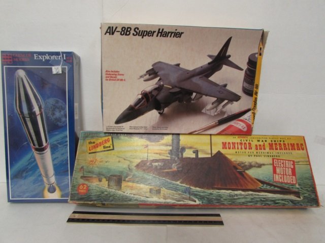 3 PLASTIC AIRCRAFT MODEL KITS: EXPLORER I (IN ORIGINAL PACKAGING), AV-8B SUPER HARRIER, MONITOR AND MERRIMAC CIVIL WAR SHIPS MODEL KIT