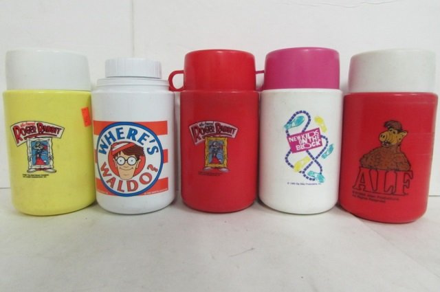 6 PLASTIC LUNCH BOX THERMOS BOTTLES: (2) 1987 ROGER RABBIT, 1990 WHERE'S WALDO, 1988 ALF, & 1990 NEW KIDS ON THE BLOCK
