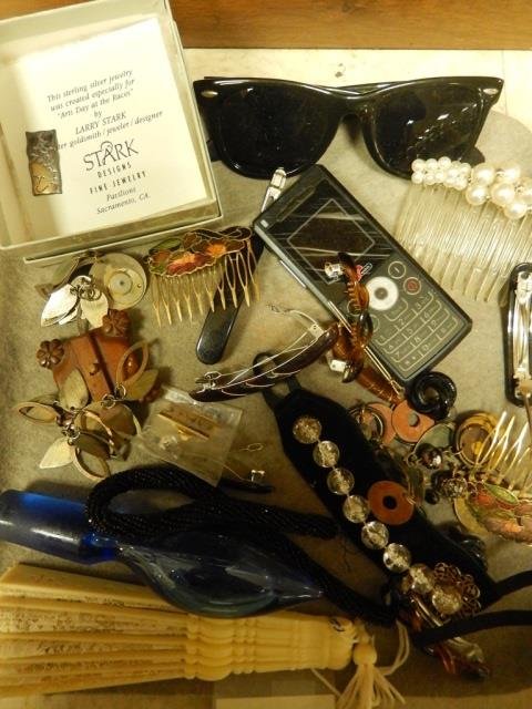 ASSORTED WOMEN'S ACCESSORIES VINTAGE FAN, SUNGLASSES,: VINTAGE FAN, SUNGLASSES, HAIR CLIPS, & MORE