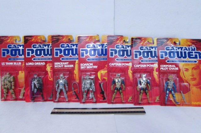 1987 CAPTAIN POWER FIGURES (7) ALL ARE IN ORIGINAL: ALL ARE IN ORIGINAL PACKAGING, (2) CAPTAIN POWERS, CORPORAL PILOT CHASE, SOARON SKY SENTRY, LT. TANK ELLIS, & LORD DREAD