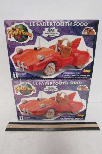 THE FLINSTONES LE SABERTOOTH 500 MODEL KITS(2) BOTH ARE: BOTH ARE IN ORIGINAL PACKAGING, 1/20 SCALE PLASTIC MODEL KITS