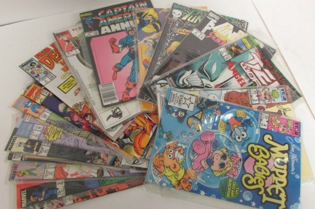 ASSORTED VINTAGE MARVEL COMIC BOOKS CAPTAIN AMERICA,: CAPTAIN AMERICA, THE PUNISHER, TEK WORLD, MUPPET BABIES, TARZAN, & MORE