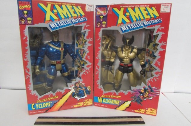 X-MEN WOLVERINE & CYCLOPS FIGURES BOTH ARE IN ORIGINAL: BOTH ARE IN ORIGINAL PACKAGING, 10" TALL, FULLY POSEABLE, & "WEAPON INCLUDED"