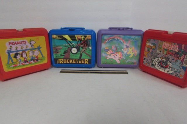 4 VINTAGE LUNCH BOXES 1950 PEANUTS, THE ROCKETEERS: 1950 PEANUTS, THE ROCKETEERS (INCLUDES THERMOS), 1987 PEE WEE'S PLAY HOUSE, & 1990 MY LITTLE PONY