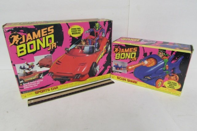 JAMES BOND JR SPORTS CAR & SCUM SHARK BOTH ARE IN: BOTH ARE IN ORIGINAL PACKAGING