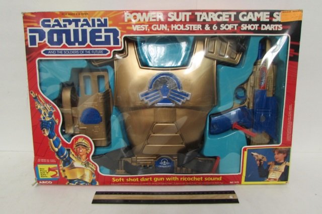 CAPTAIN POWER POWER SUIT TARGET GAME SET IN ORIGINAL: IN ORIGINAL PACKAGING, VEST, GUN, HOLSTER, & 6 SOFT DARTS