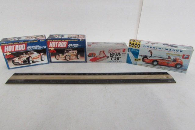 4 VINTAGE MINI MODEL KIT BOXES ALL ARE IN GOOD: ALL ARE IN GOOD CONDITION,(2) ED "BIG DADDY" ROTHS BEATNIK BANDIT, FORD LAVA CAR, & DRAGIN WAGON