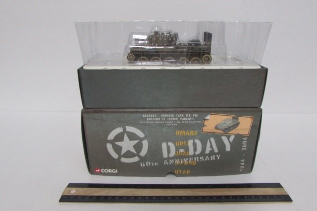 D-DAY 60TH ANNIVERSARY CRUISER TANK IN ORIGINAL: IN ORIGINAL PACKAGING, CONTAINS MODEL AND INFORMATION BOOKLET